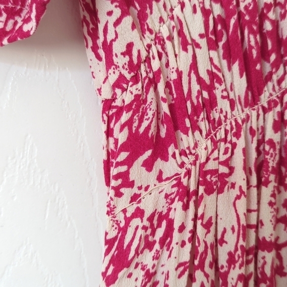 HD in Paris Anthropologie Archipelago Abstract Short Sleeve Mini Dress Pink 0 - Picture 8 of 13